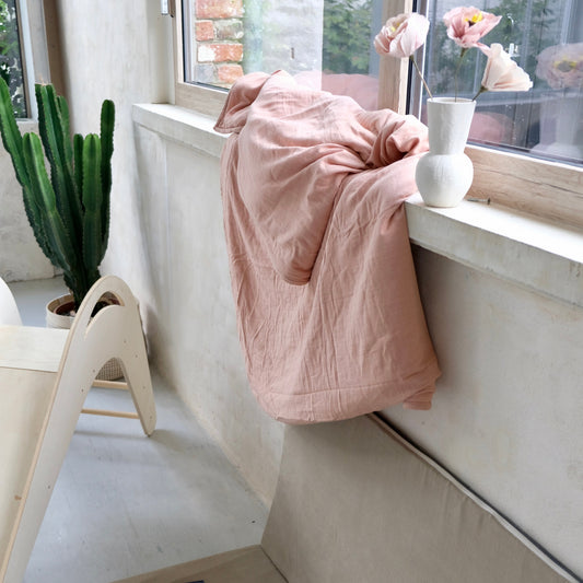 Soft blanket in pink 