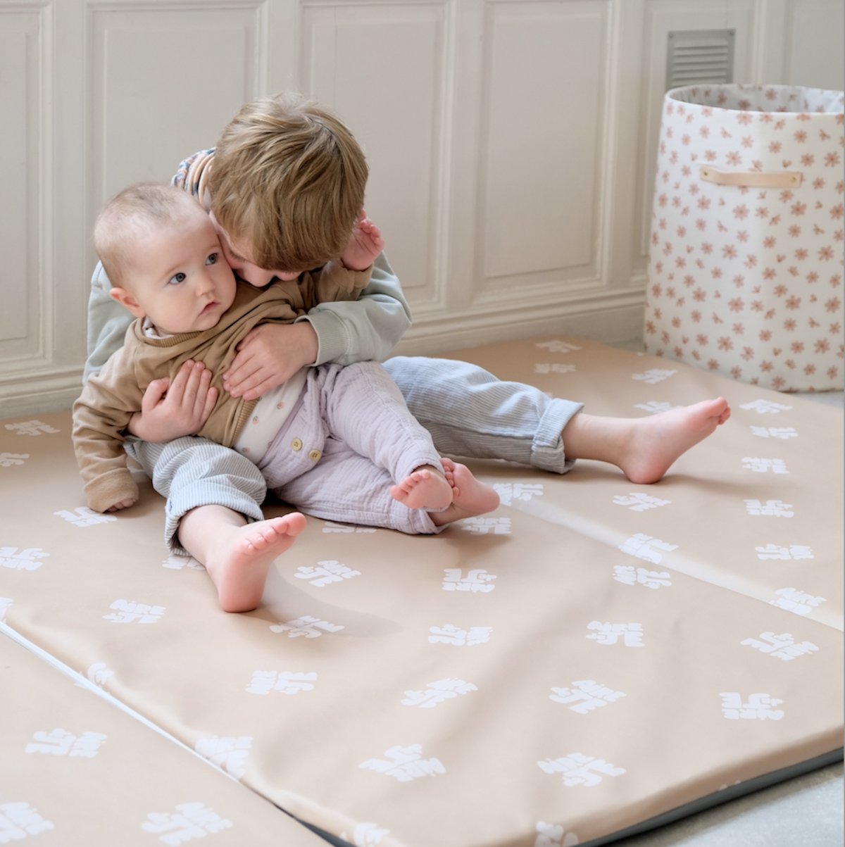 funda para alfombra de juego y motricidad bebé niño impermeable estampado aire de juego beige 