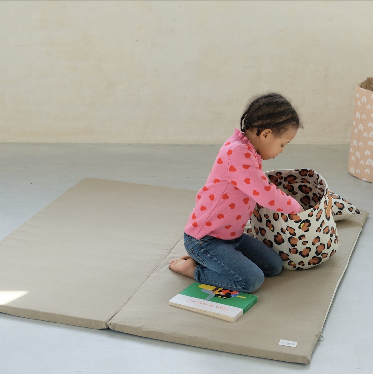 hoes voor speelkleed motoriek en spel baby kind effen kaki 