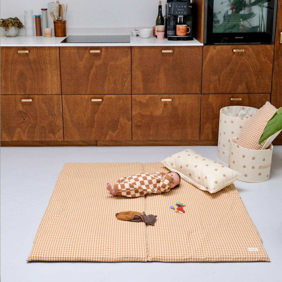 caramel vichy cover for baby and child activity and motor skills play mat 