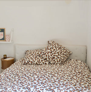 adult jersey bedding set with leopard print