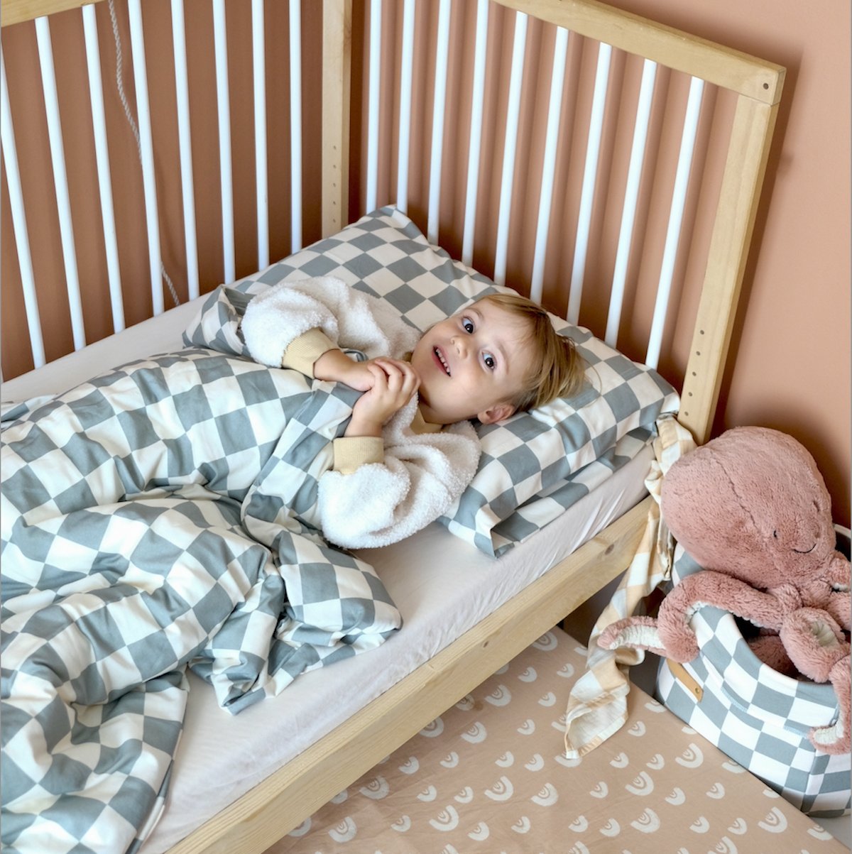 Kinder- und Babybettwäsche-Set aus kuschelweichem Jersey mit grünem Schachbrettmuster
