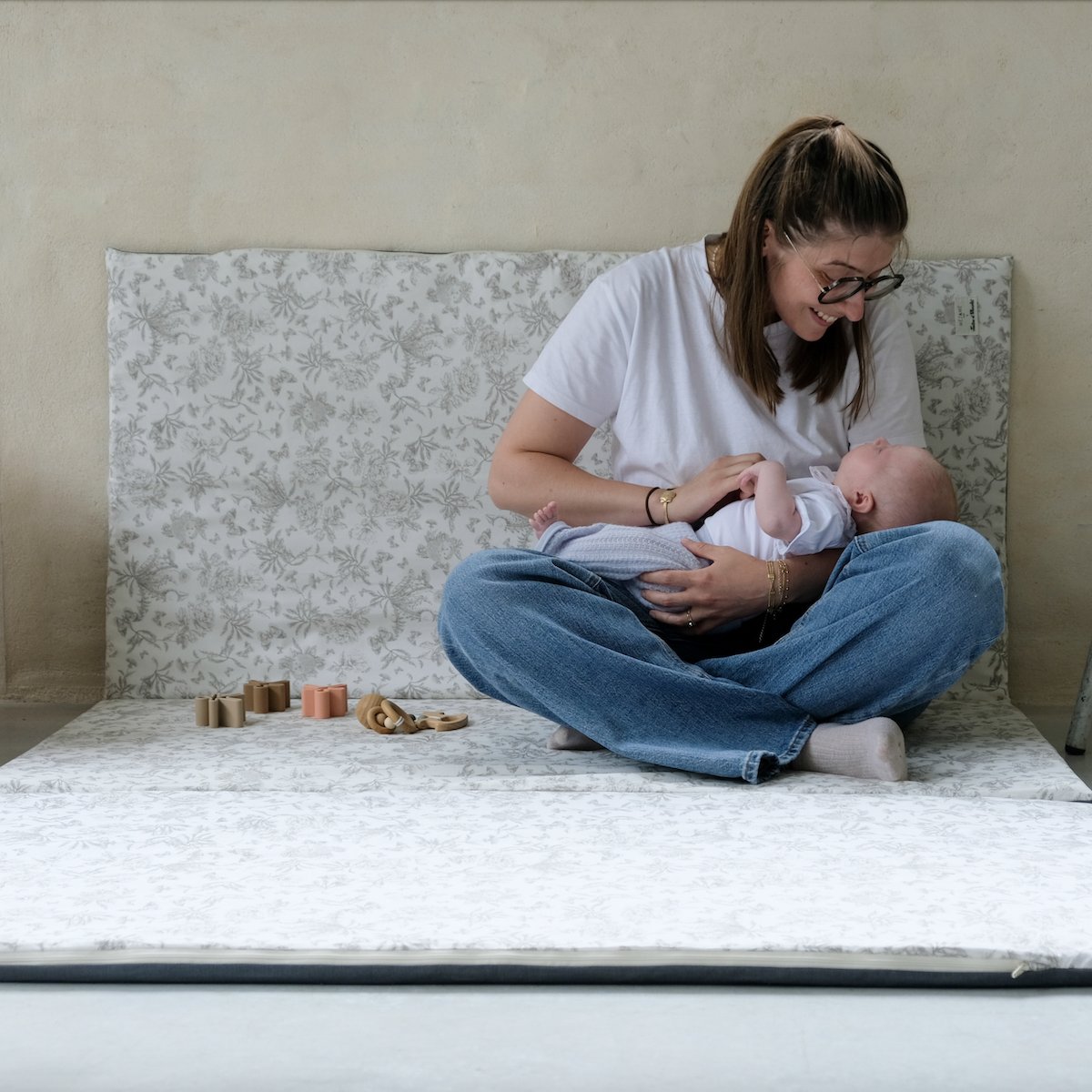 extensión alfombra de juego psicomotricidad y juegos bebé niño colaboración tartine&chocolat coloris gris 
