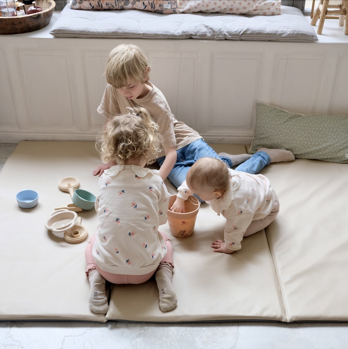 extensión para alfombra de estimulación impermeable motricidad DIY y juegos bebé niño gran formato XXL impermeable liso beige sésame