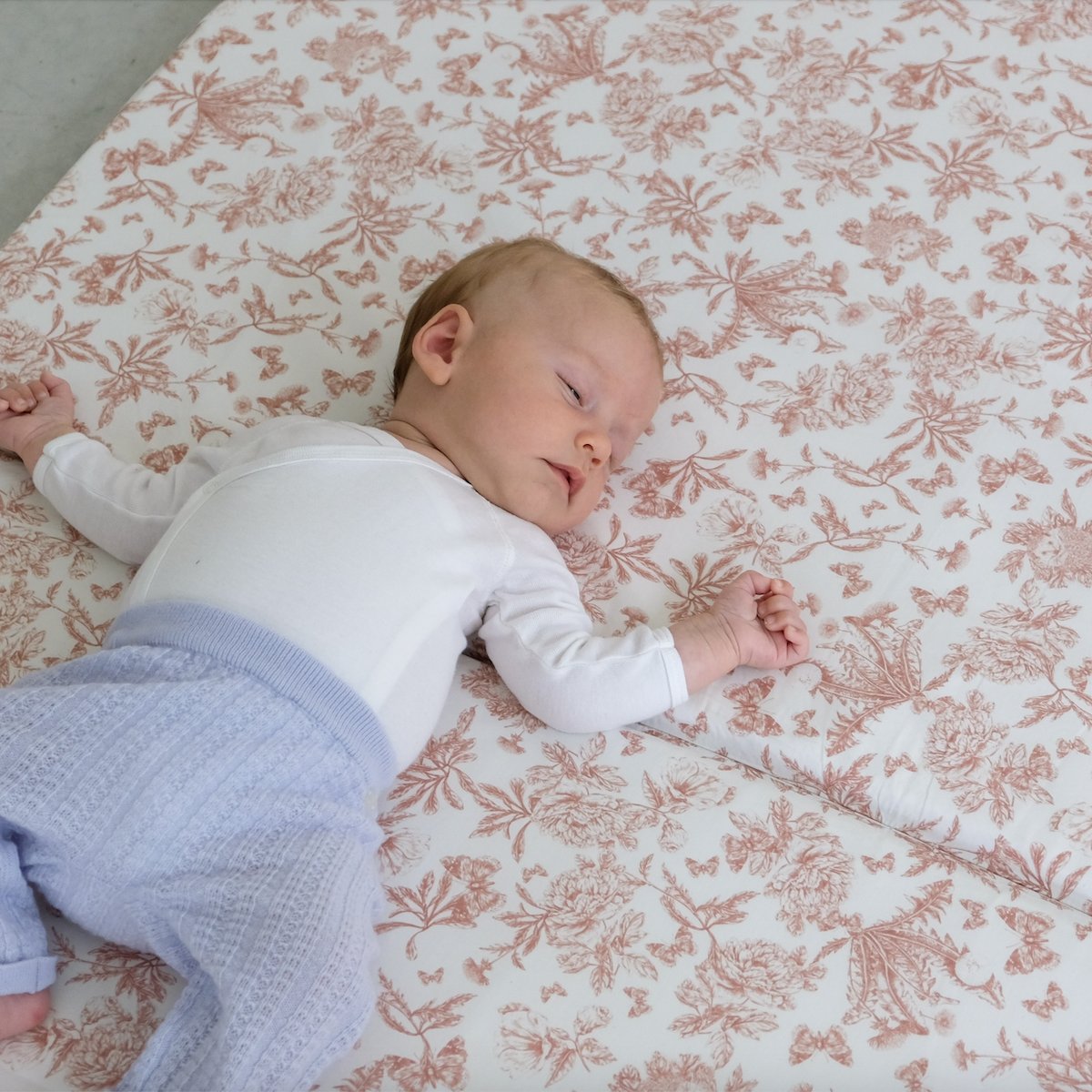 baby and toddler play mat tartine&chocolat collaboration pink