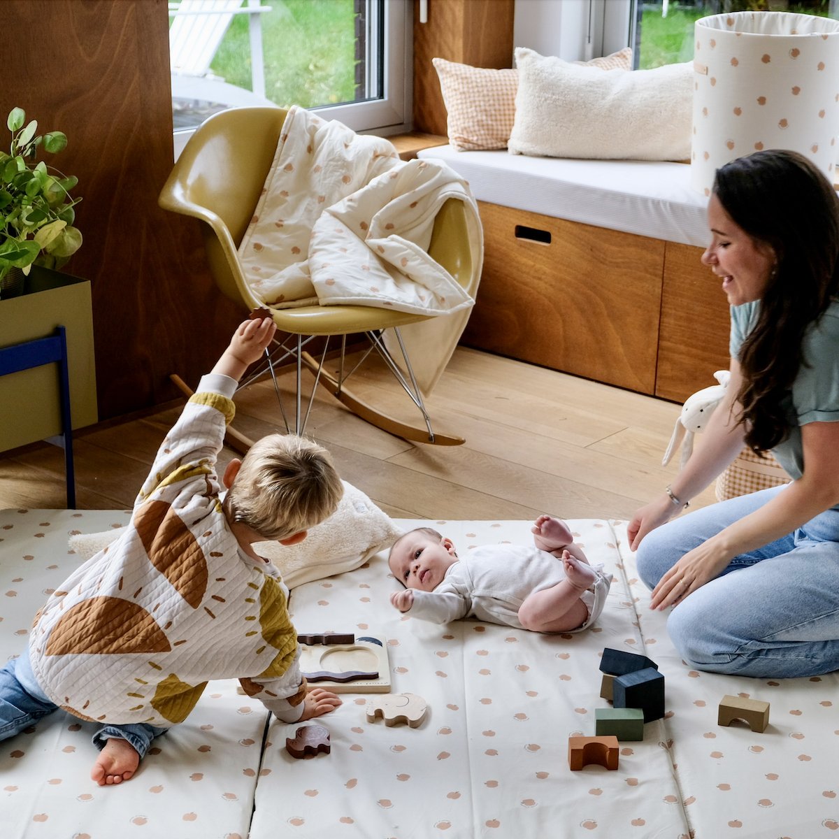 XXL grote speelmat voor baby en kind met liefdesappelmotief 